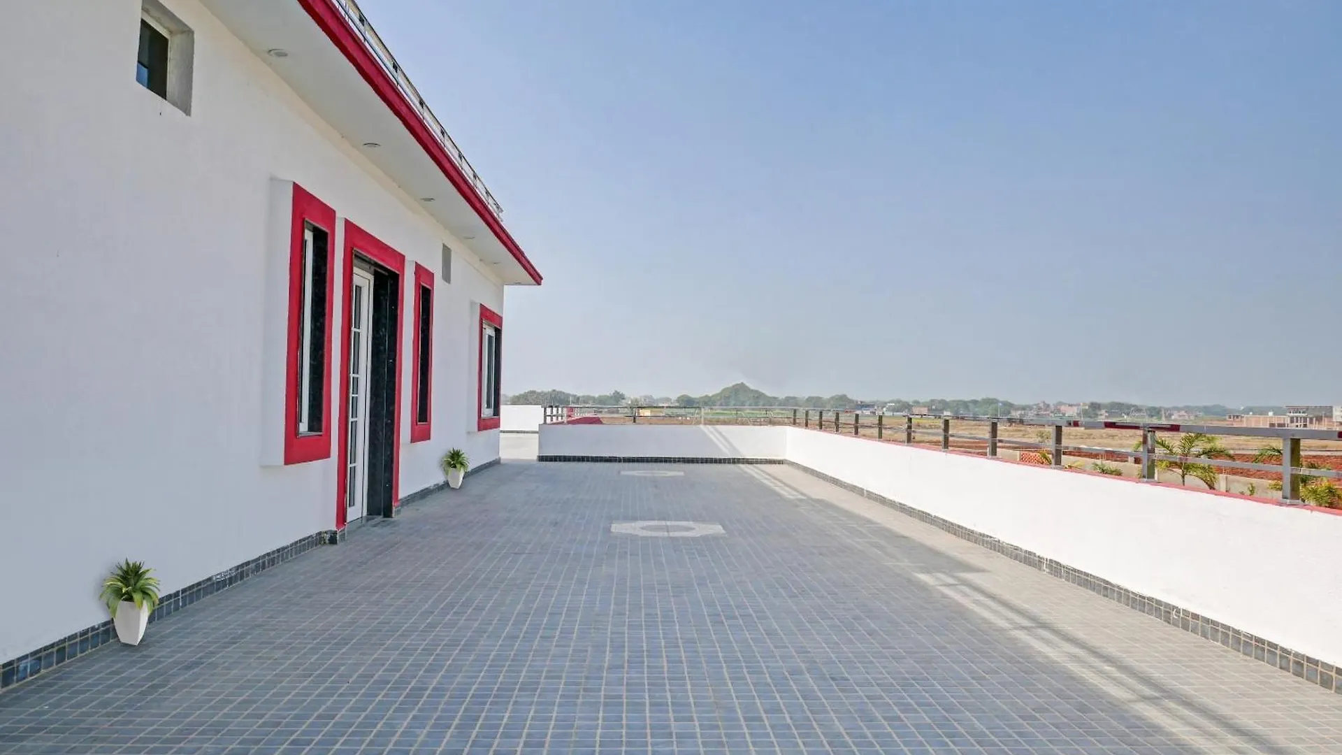 Flagship Maharaja Resort Varanasi 3*,  India