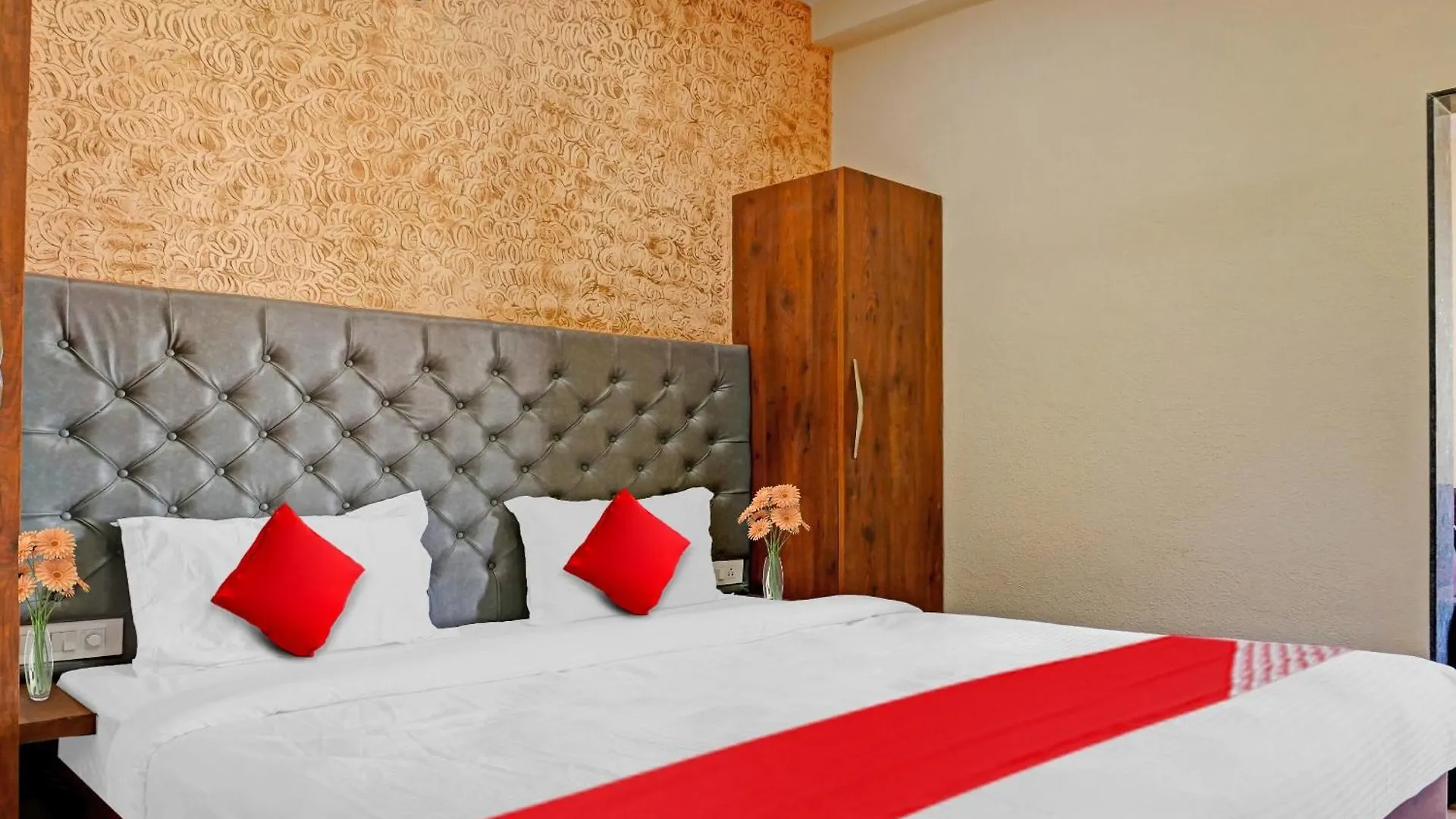 Flagship Maharaja Resort Varanasi 3*,  India